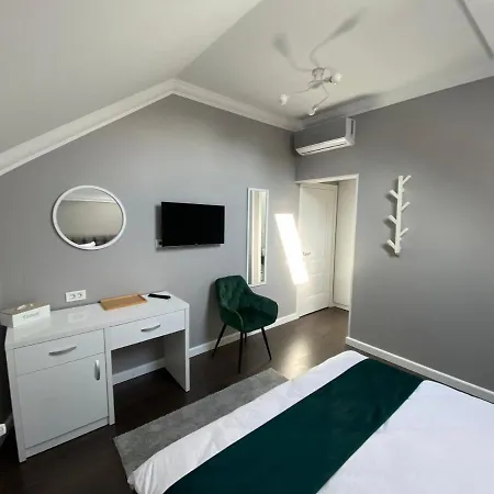 Erbario House Апартаменти