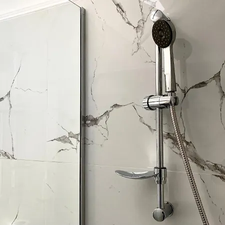 Erbario House Апартаменти *