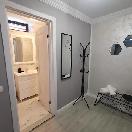 Апартаменти Erbario House