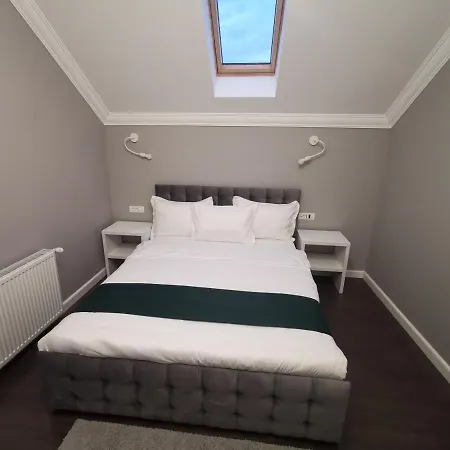 Erbario House Апартаменти