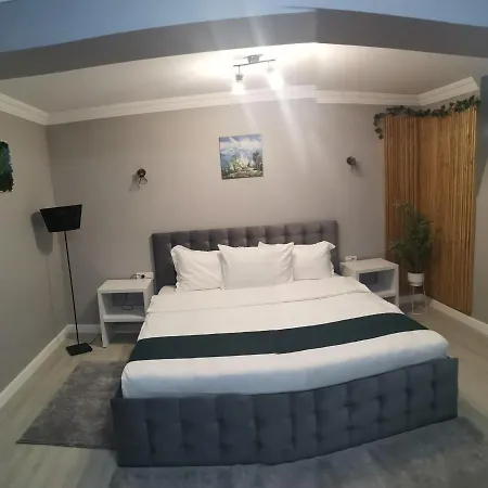 Апартаменти Erbario House *