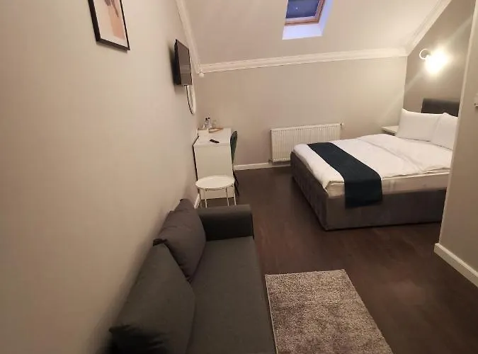 Апартаменти Erbario House *