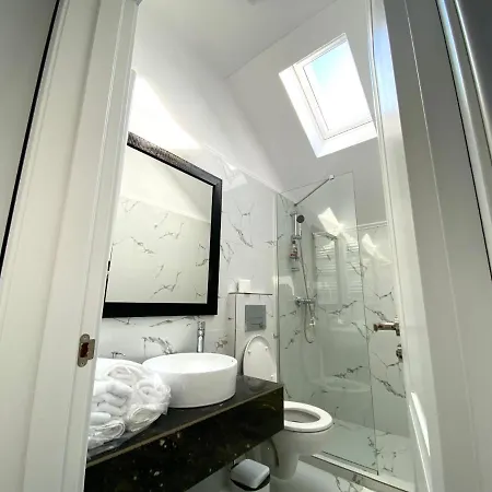 Erbario House * Бухарест