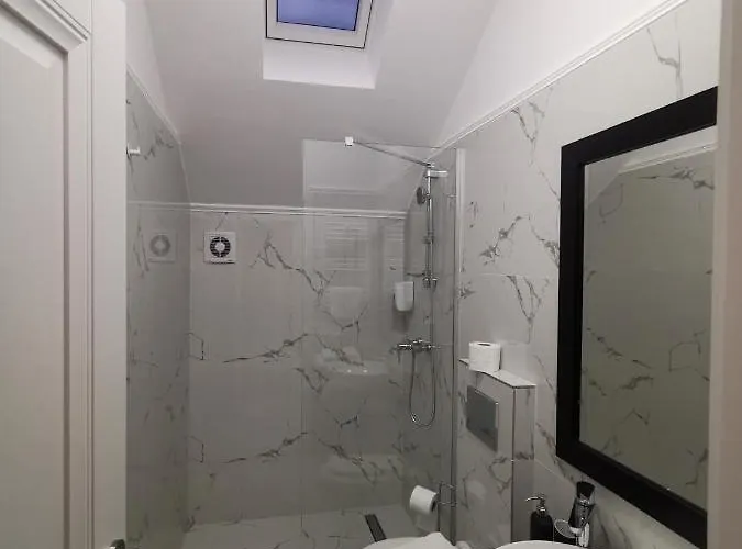 Erbario House 아파트 부쿠레슈티